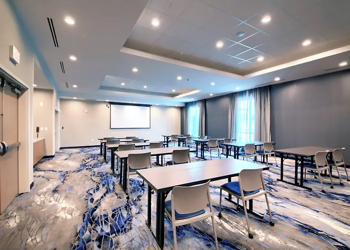 Fairfield Inn & Suites By Marriott Dallas Cedar Hill
